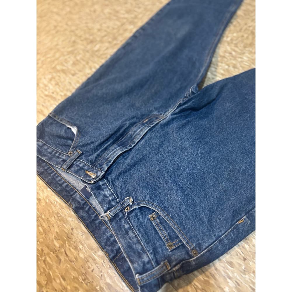 Full Blue Jeans