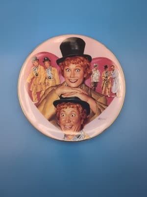 1997 The Hamilton Collection Plate Lucy Meets Stars Lucy & Harpo Marx