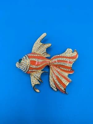 Jaqueline Kennedy Camrose & Kross Fighting Fish Brooch