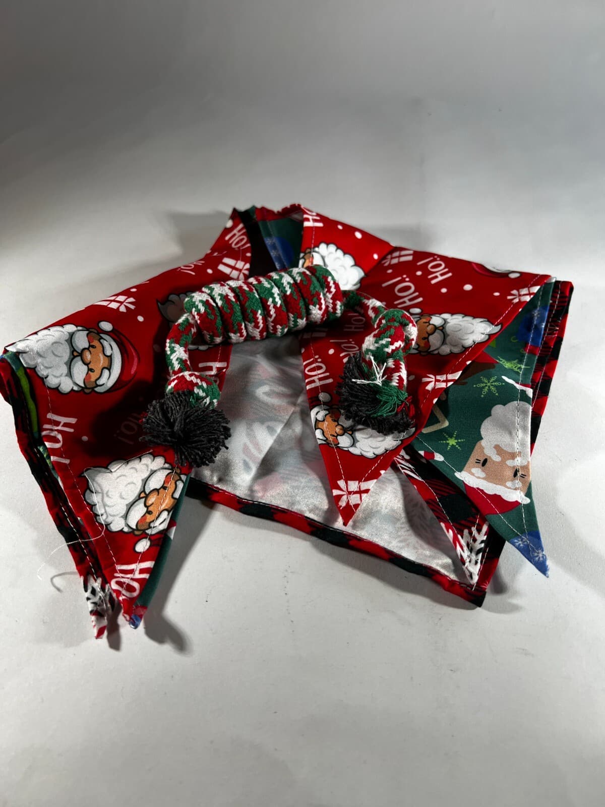 Christmas Holiday Pet Dog Bandana Scarf Set of 3 Plus Rope Toy Red Green NEW