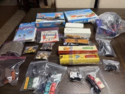HUGE LOT Vintage HO Scale Train Preiser Figures Milkman Power Popsicle Old Dutch