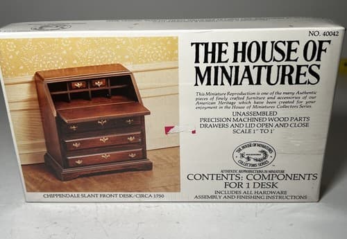 The House of Miniatures Kit 40042 Chippendale Slant Front Desk NEW SEALED Vtg