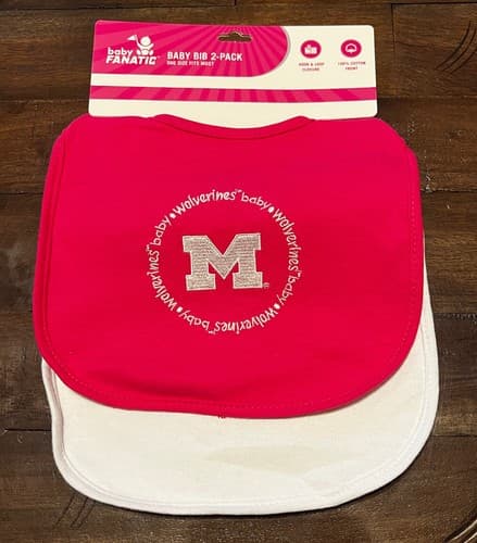 NEW Michigan Wolverines Baby Fanatics Baby Girl Bib Set Of 2 Hot Pink White
