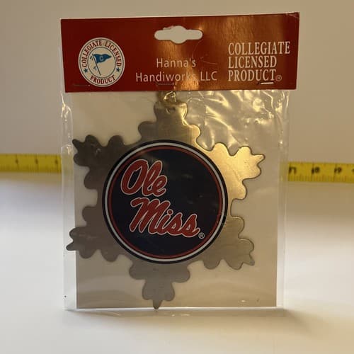 Ole Miss Rebels Glass CHRISTMAS ORNAMENT Silver Metal Snowflake