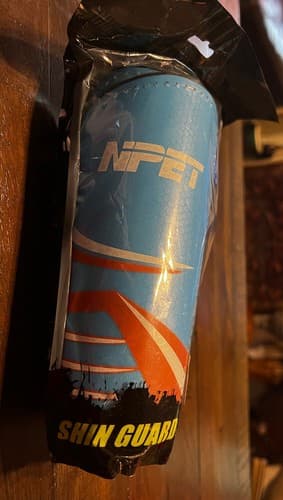 NEW NPET Soccer Shin Guards Kids Boys Girls Size XS Small Blue New in Package