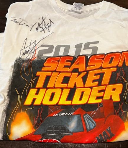 2015 ZMAX Dragway Season Ticket Holder Autographed T Shirt Car Racing NASCAR