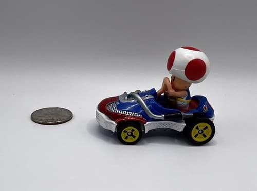 2018 Hot Wheels Mario Kart Toad Sneeker Nintendo Loose Hotwheels