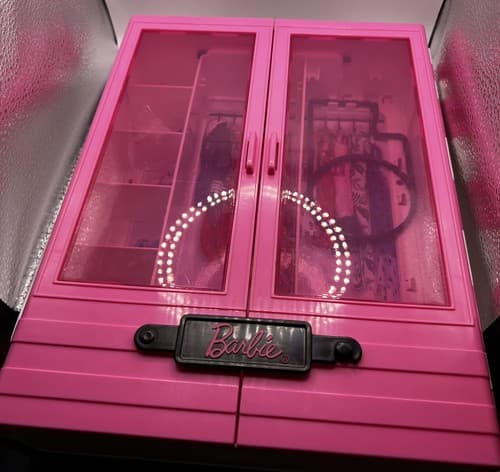 Barbie Doll Fashionistas Ultimate Portable Closet Fashion Toy EUC