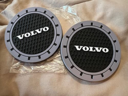 2PCS Silicone Carbon Fiber Car Coaster Cup Holder Pad Mat VOLVO Gray Trim