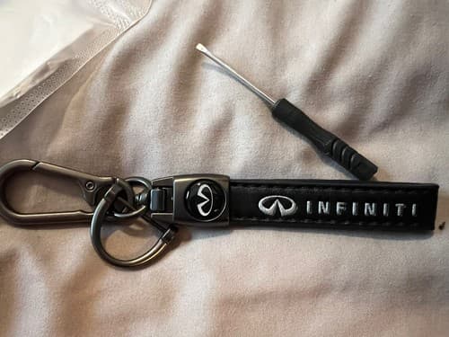 INFINITY Genuine Leather Keychain Car Key Chain Ring Fob Holder For INFINITY NEW