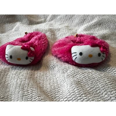 Build A Bear Workshop Hello Kitty With Bow Fuzzy Sanrio Shoes Set Pink NWOT