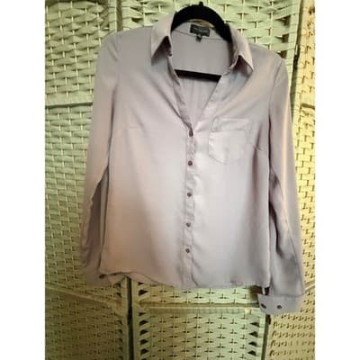 The Limited Lilac Button Front Blouse XS Purple Long Sleeve Pointed Collar