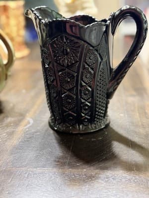 VTG INDIANA WESTMORELAND CARNIVAL Tiara Black Monarch Paneled Daisy Pitcher 8"