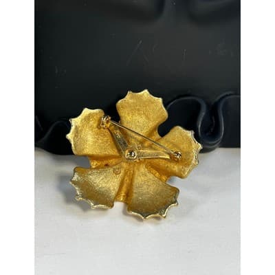 Vintage Coro Gold Tone MCM Art Deco Flower Brooch Floral Motif Rare