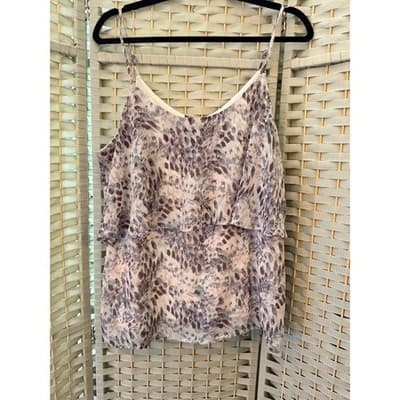 Maurices Tiered Camisole Flowy Top L Lilac Gray Ruffle Lightweight Sleeveless