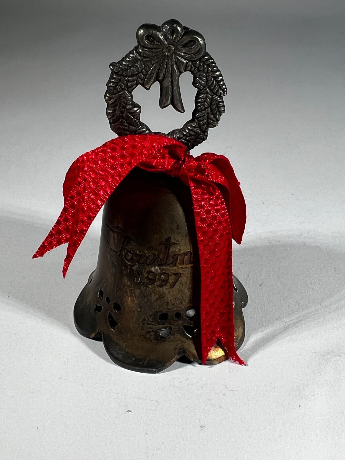 Vintage Christmas Red Ribbon Wreath Bell 1997 International Silver Co.