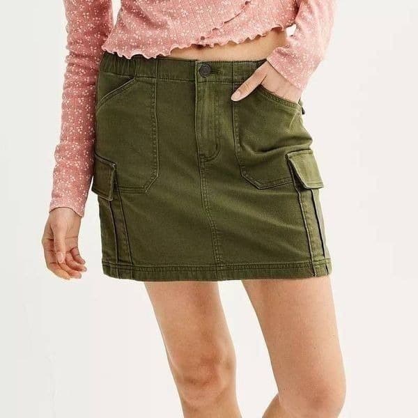 SO Juniors Cargo Utility Skirt Green