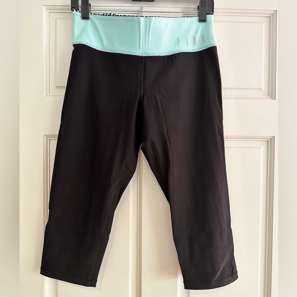 Like New Victoria’s Secret Pink Ultimate Reversible Leggings