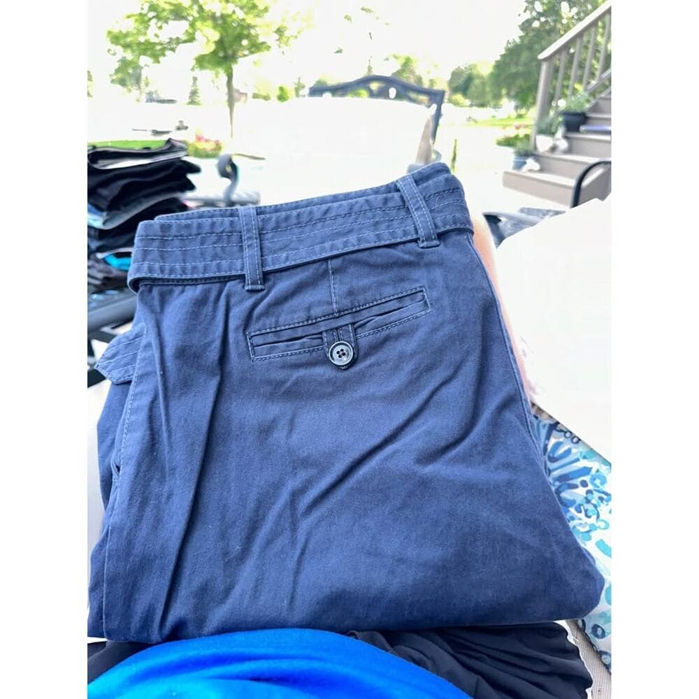 Like New Ann Taylor Loft Signature Navy Slacks size 8