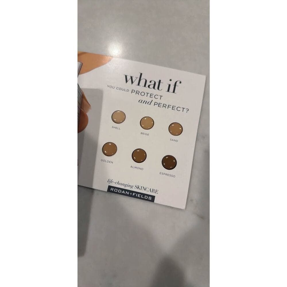 Sealed Rodan + Fields Broad Spectrum SPF Foundation in Espresso