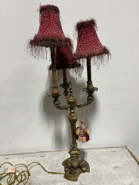 3 Tier Metal Lamp With Red And Cream Shades