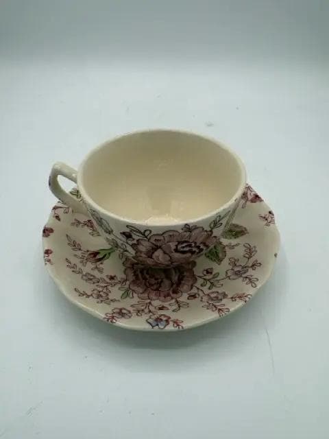 Johnson Brothers "Rose Chintz" Dinnerware Set of 8 And Tea Pot