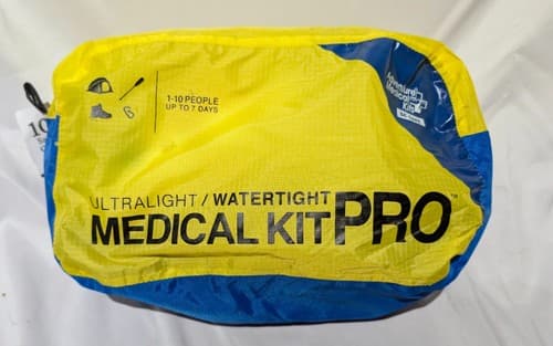 Adventure Medical Kits Ultralight/Watertight Pro Medical Kit 1-10 People - NEW