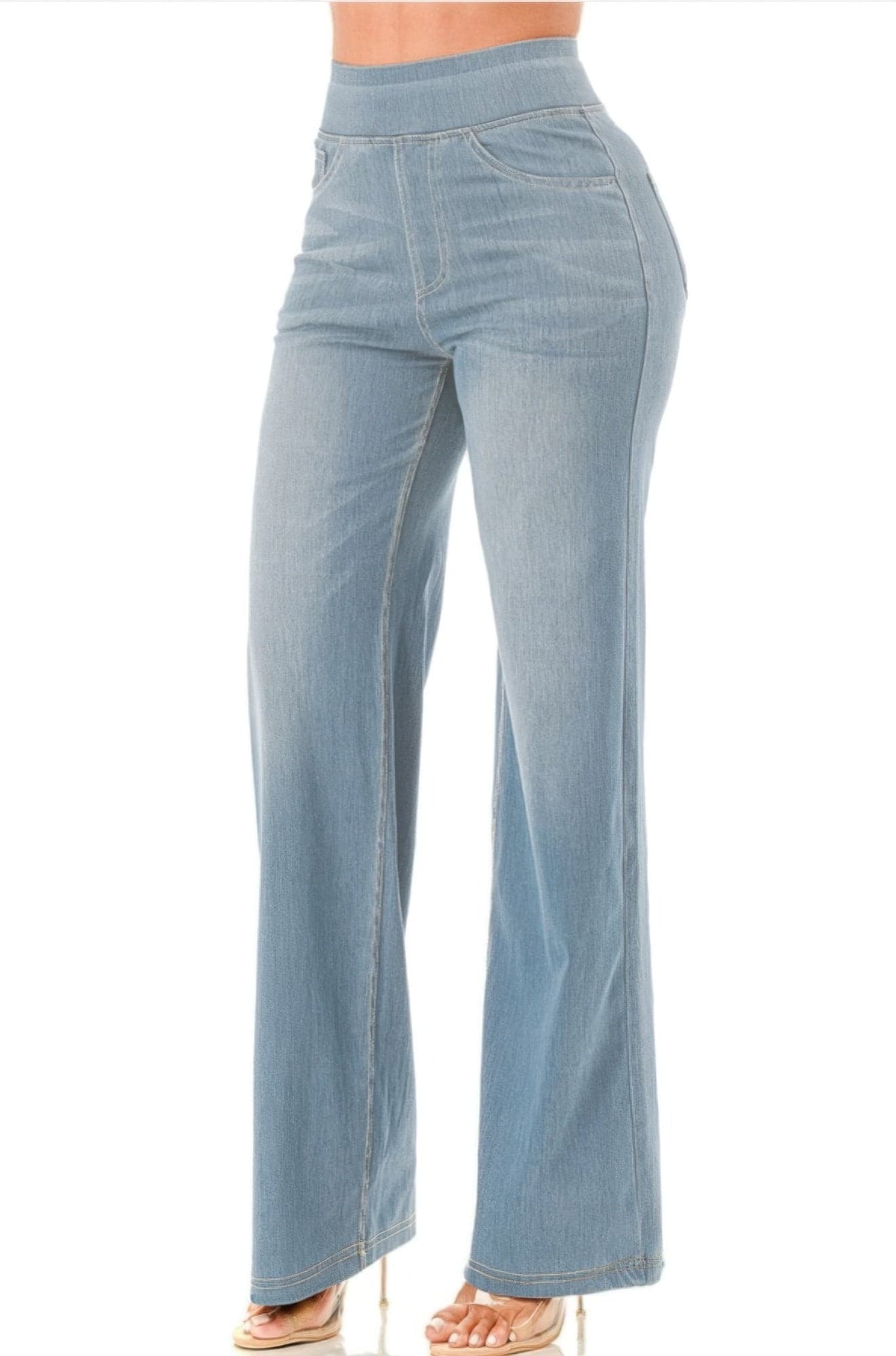 Ultra Soft Flare Baggy Jeans - S