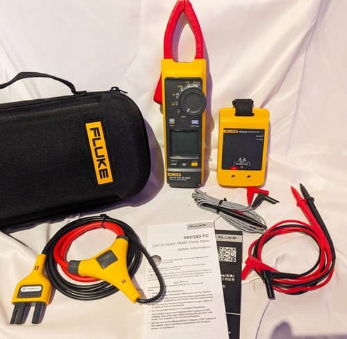 Fluke 393 FC CAT III 1500V TRMS w/ PRV240 Proving Unit, Case, and Leads