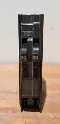 Square D QOT2020 20-Amps Single-Pole Tandem Circuit Breaker - Black