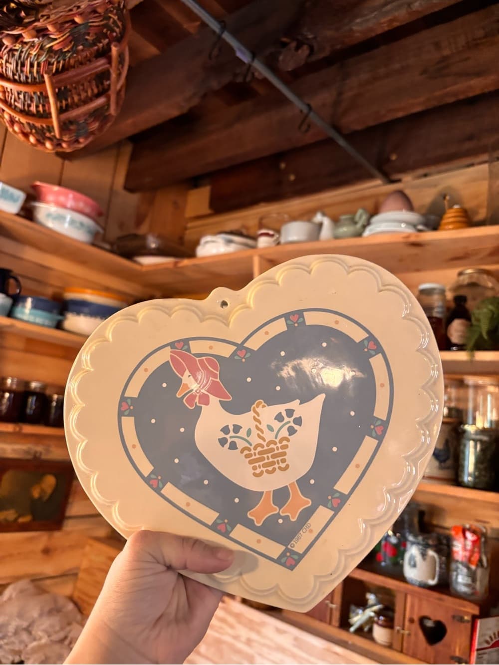 Heart-Shaped Ceramic Wall Plaque with Duck Motif - Blue & Cream