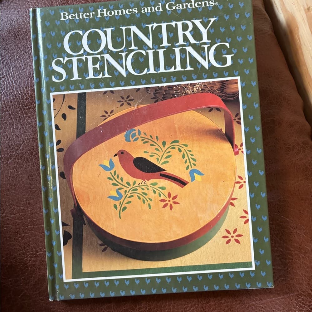 Better Homes And Gardens Country Stenciling - Olive Green Cover