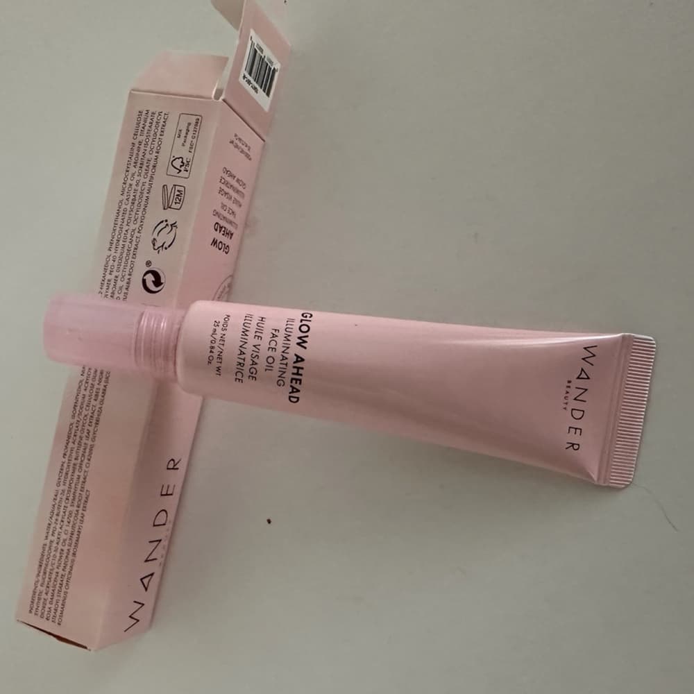 NIB Wander Beauty Glow Ahead Illuminating Face Oil 0.84 oz/ 25 mL
