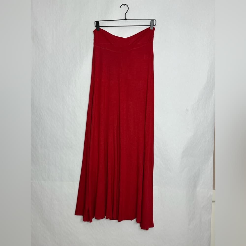 Forever 21 Red Flowy Maxi Skirt Rayon High Waist Size Medium Travel Resortwear