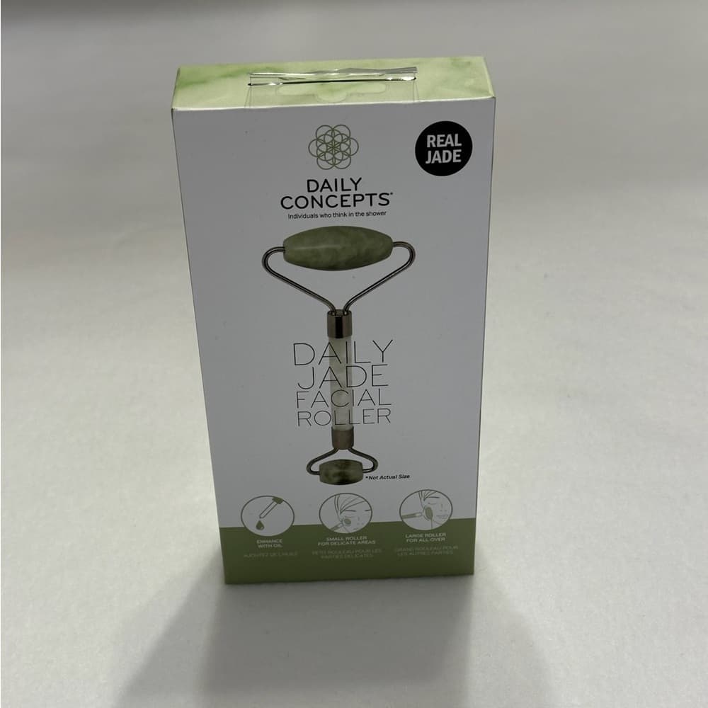 Daily Concepts Jade Daily Facial Roller New in Box Helps Reduce Puffiness