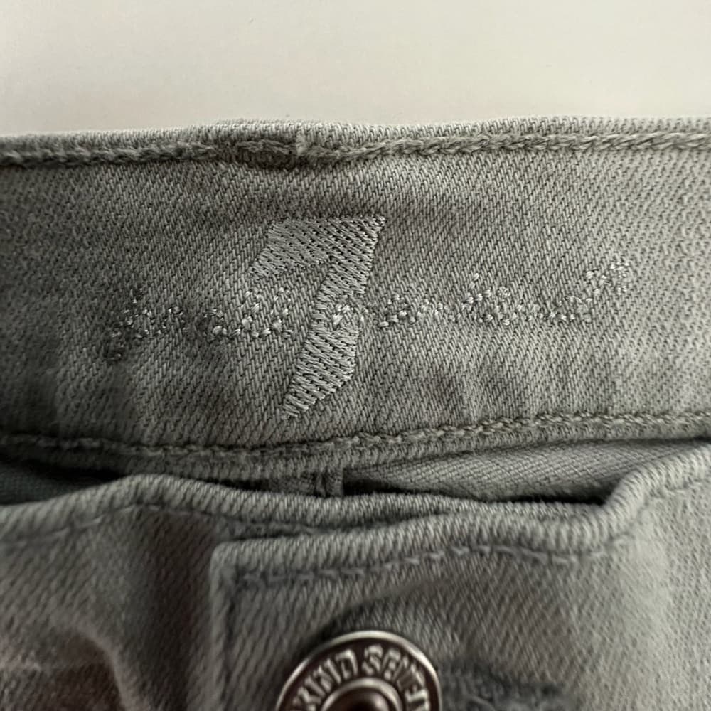 7 For All Mankind Gray Shorts Relaxed Distressed Mini Denim Roll Up Size 25