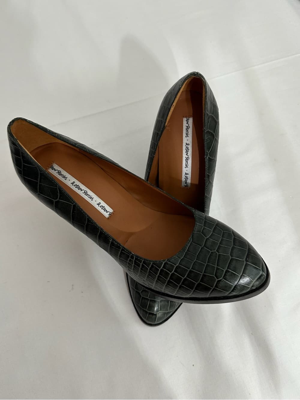 & Other Stories Croc Embossed Platform Block Heel Pumps US 6 Quiet Luxury