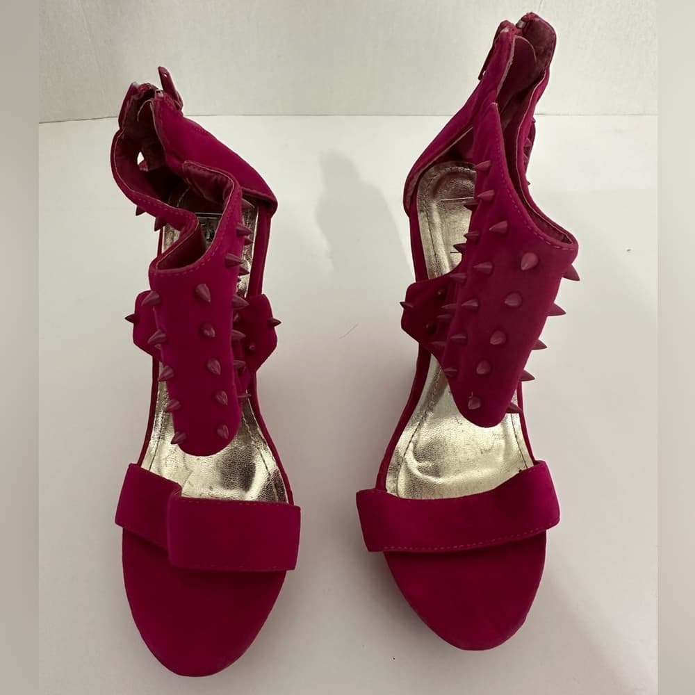City Snappers Studded Platform Wedges Size 8.5 Spiked Heels Zip Back Rocker Y2K