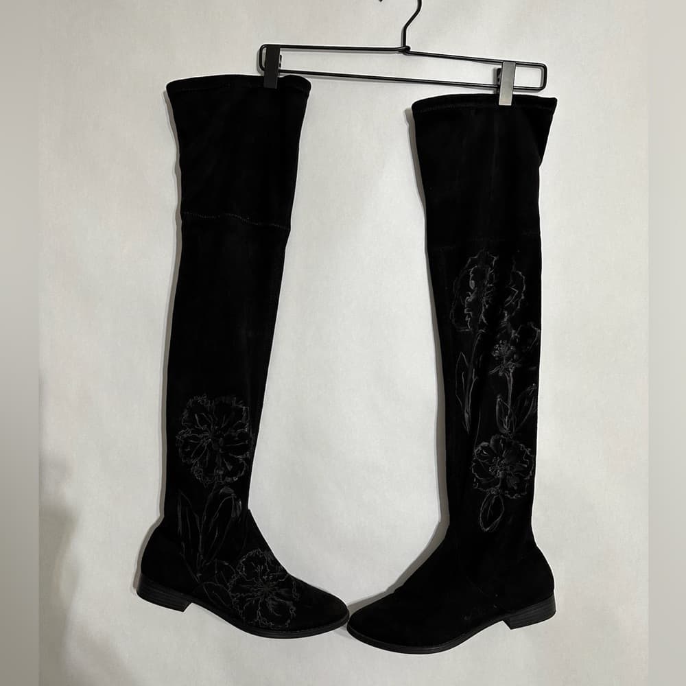 Express Black Floral Embroidered Over-the-Knee Boots Size 7