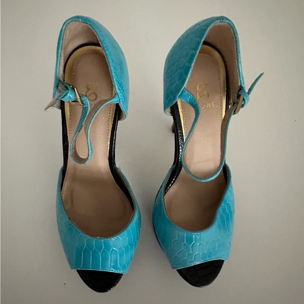 NEW SCENE Platform Stiletto High Heels Y2K Snakeskin Aqua Blue w Black Size 7.5