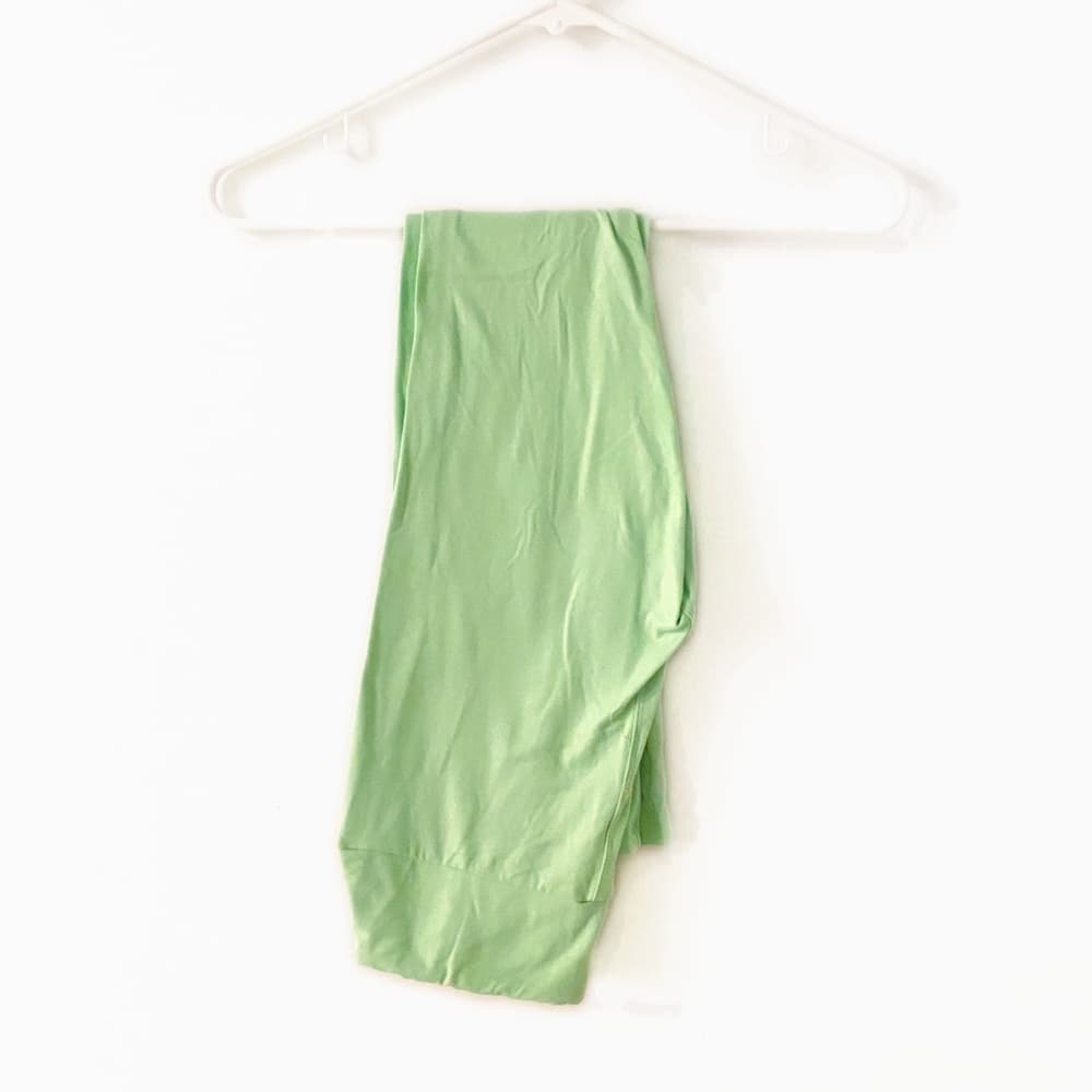 NWT Lularoe Mint Green Leggings OS Light Green Solid One Size Comfortable Lounge