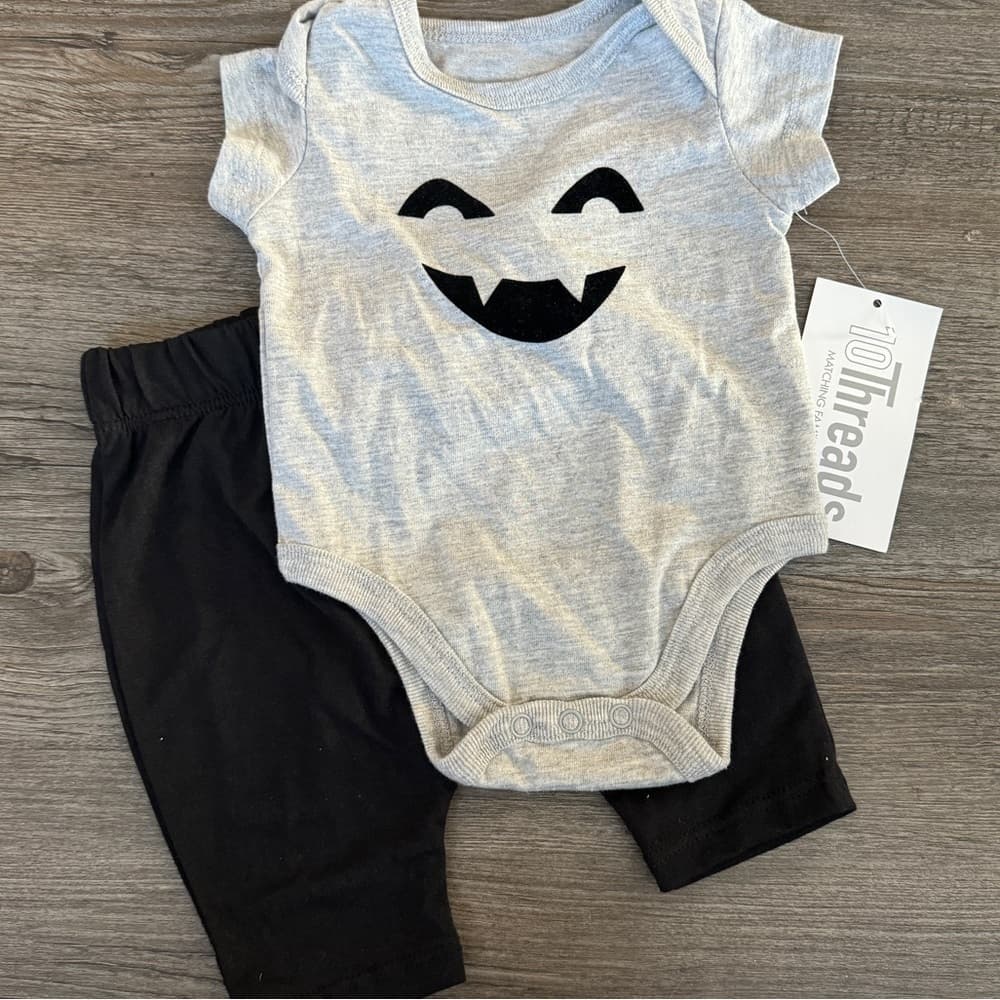 Halloween Jack-O-Lantern Ghost Face Baby One Piece and Pants Size Newborn