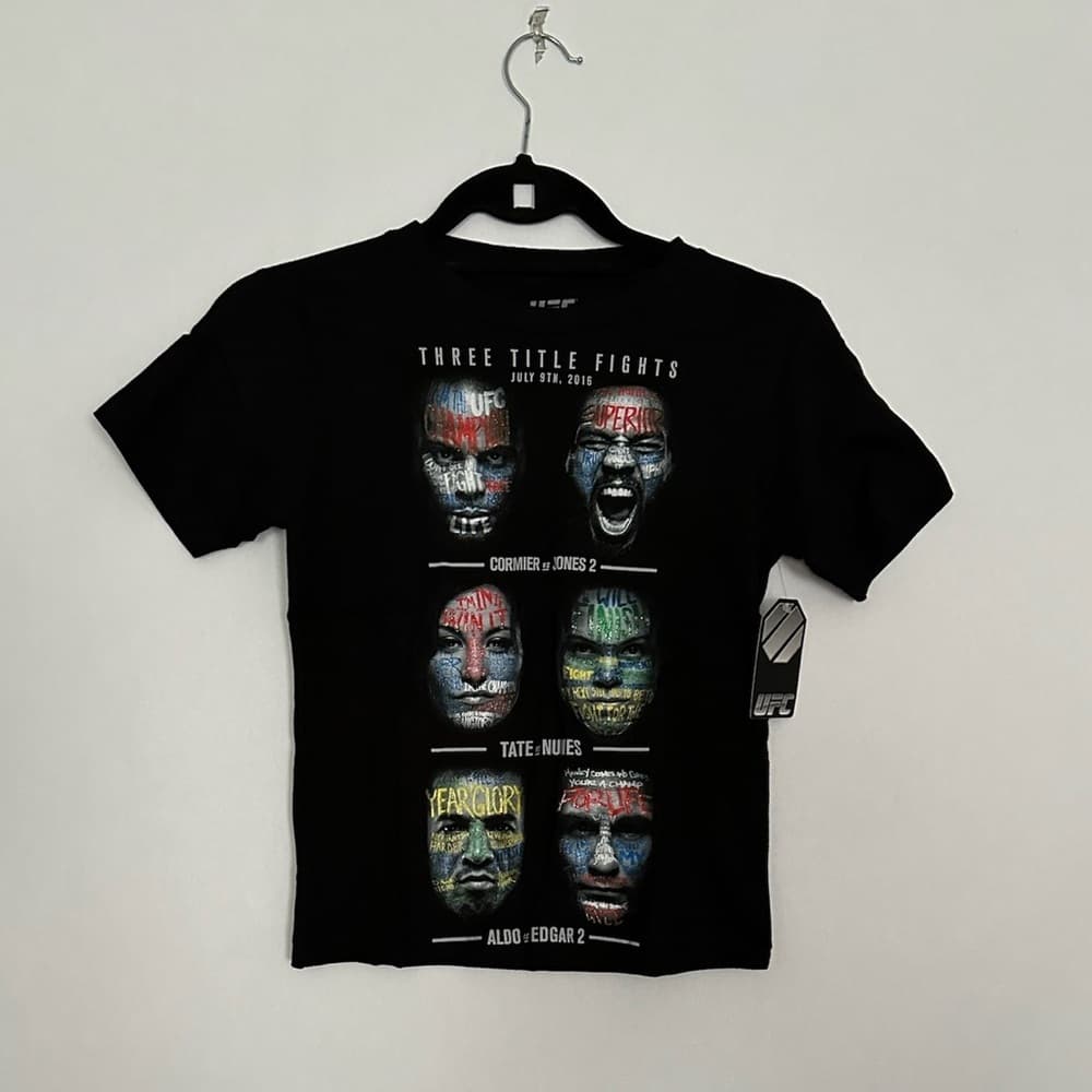 NWT UFC 200 KIDS Three Title Fights Deadstock Tee Cormier Jones Tate Nunes Edgar