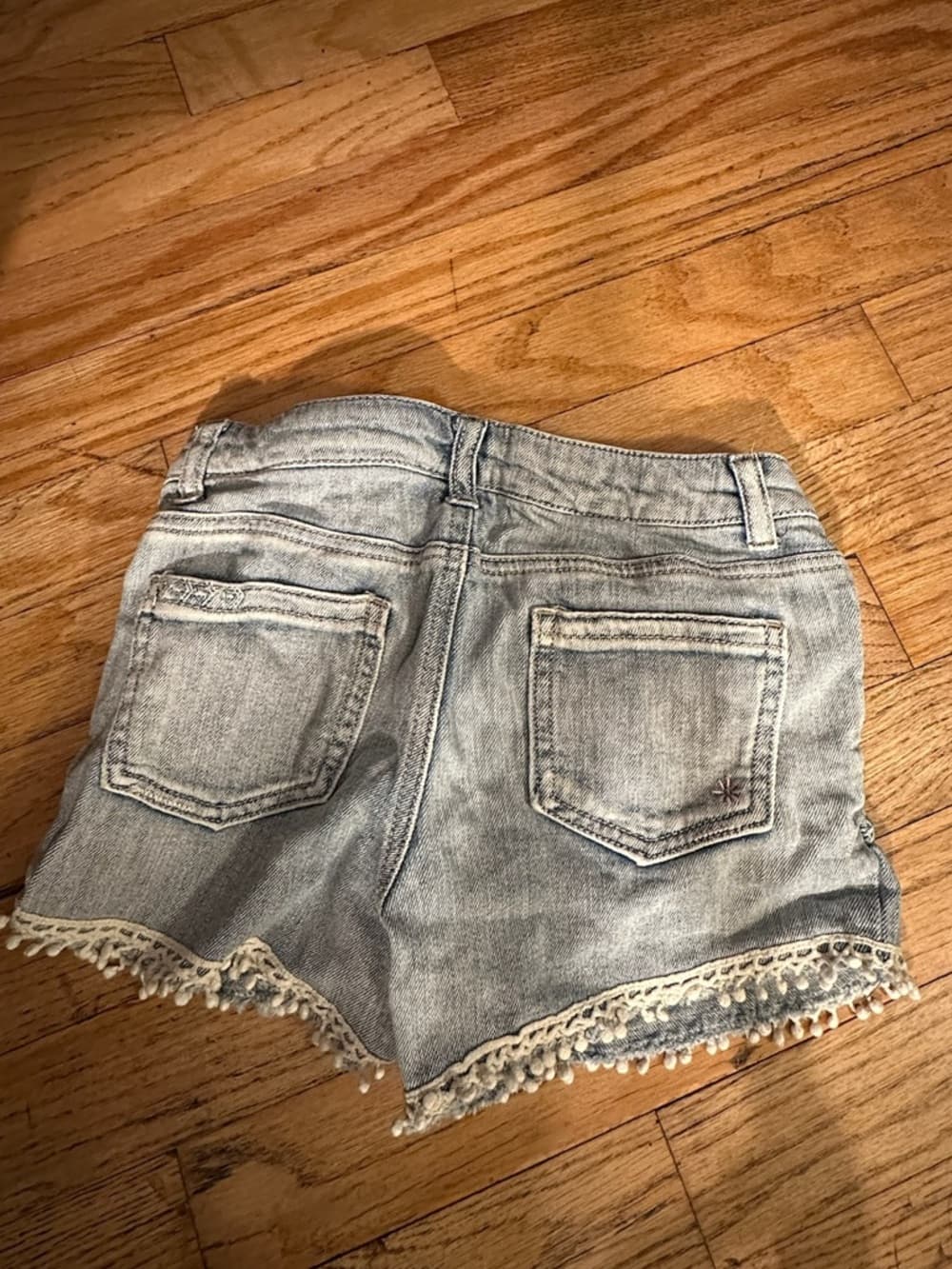 Cat & Jack Girls Embroidered Denim Shorts Boho Fringe Hem Girls Medium