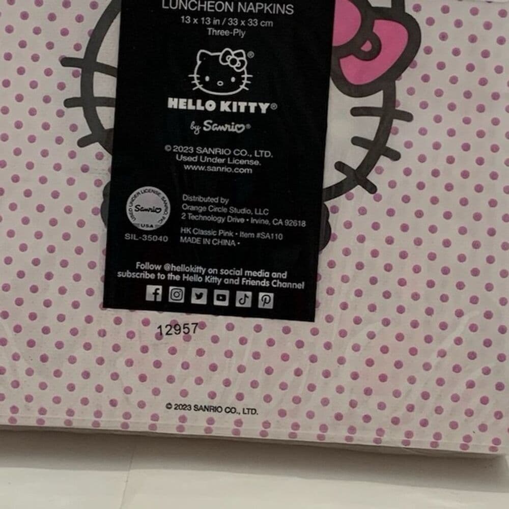 Hello Kitty Polka Dot Lunch Napkins (40) Party Supplies Birthday Celebrations