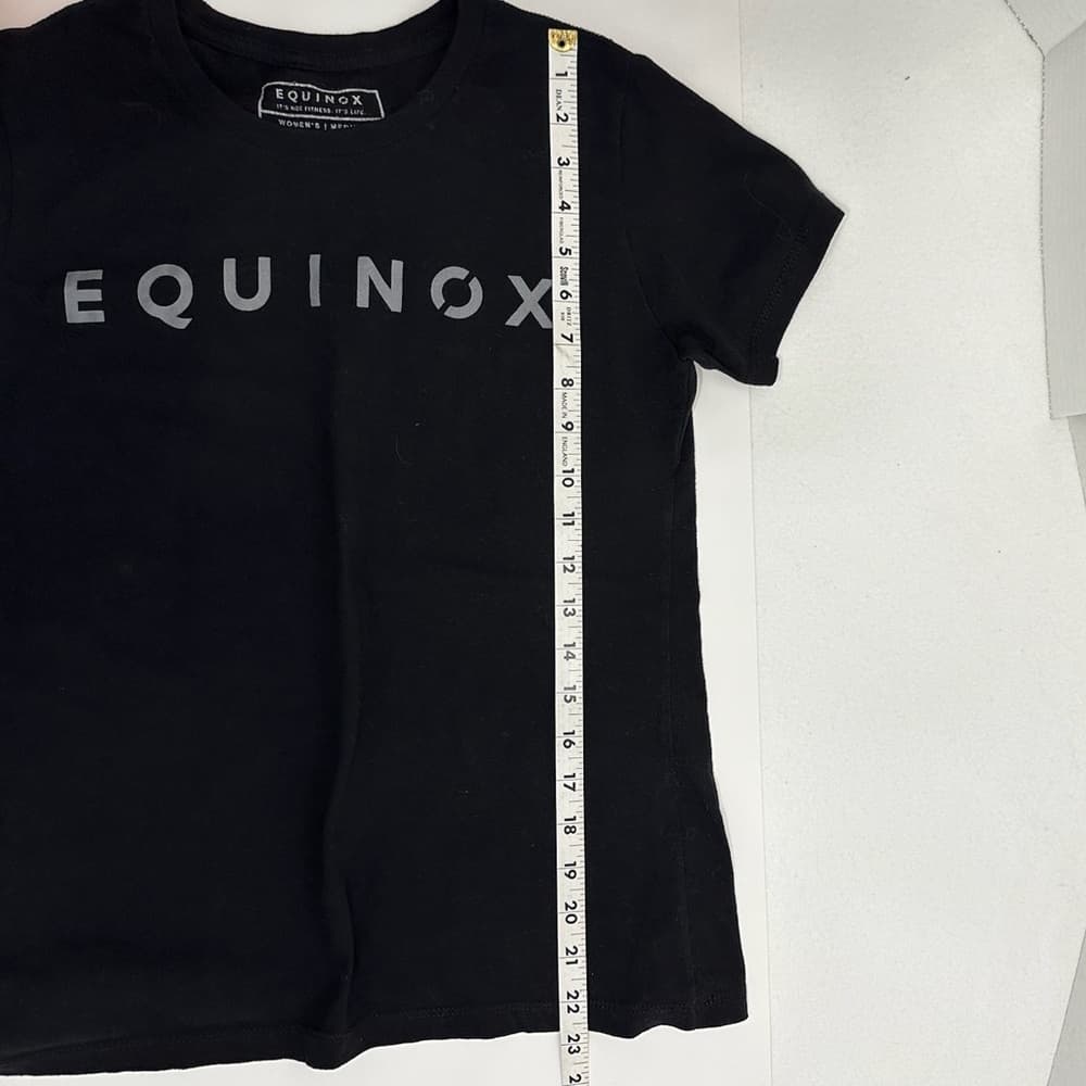 Equinox Black Women’s Shirt Fitted Graphic Tee Medium Fitness Life Gym Clubcore