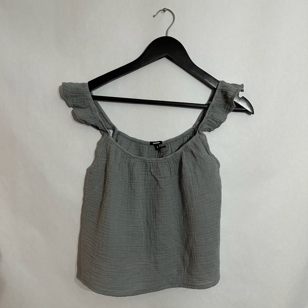 NWT Monrow Ruffle Tank Textured Gauze Tank Soft Sage Green Size Small Minimalist