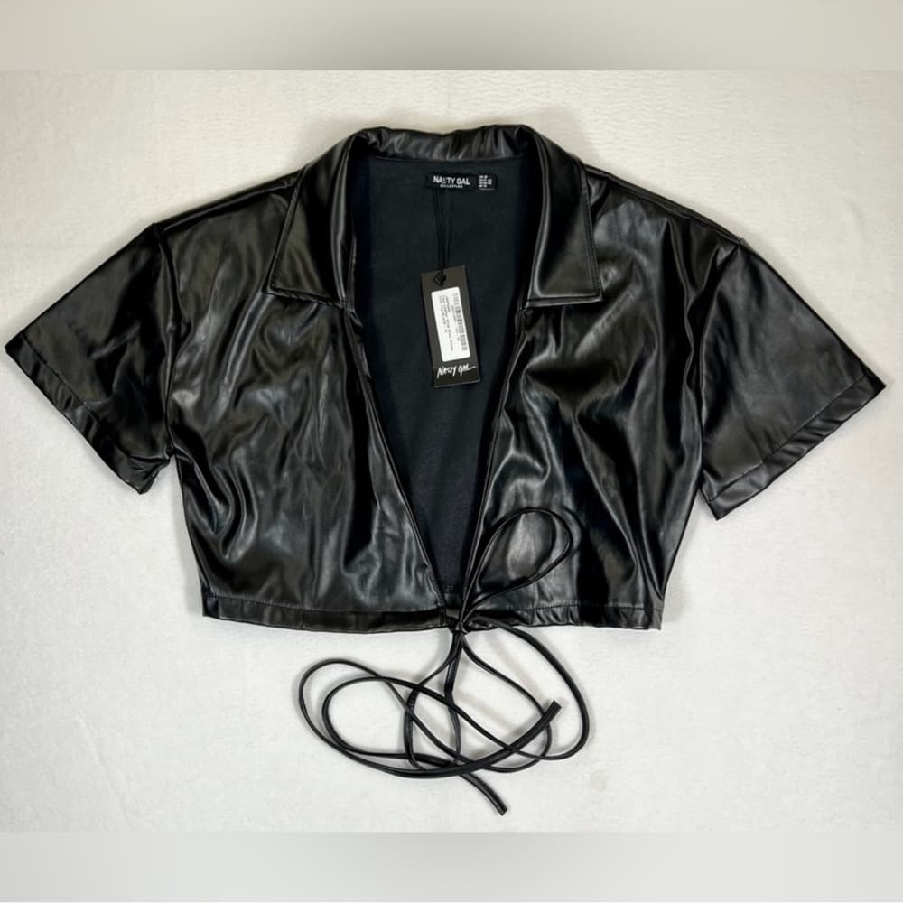 NWT NASTY GAL Women's Faux Leather Wrap Wide Sleeve Tie Crop Top Moto Chic Sz 10