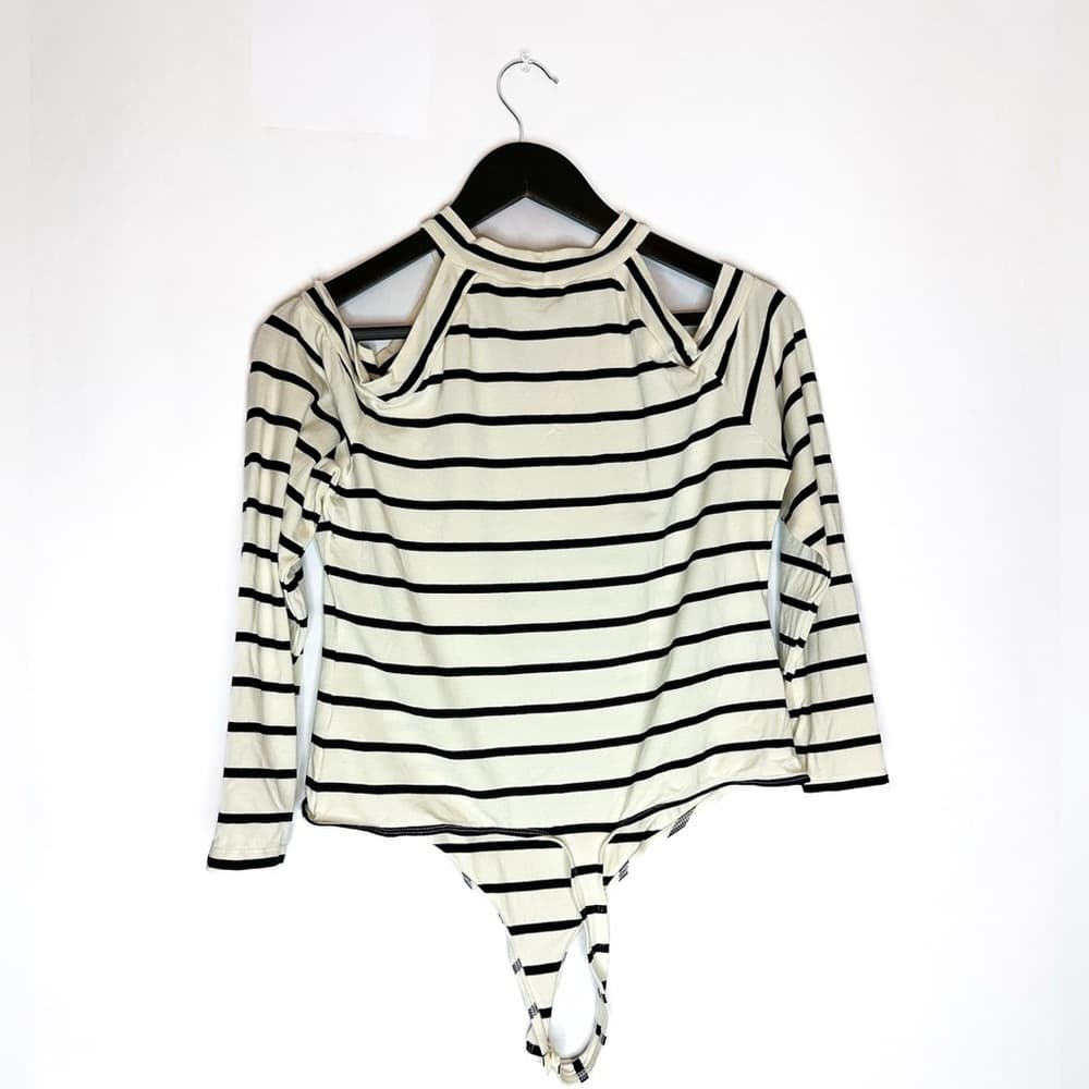 NWT ASOS Black & White Striped Cutout Cold Shoulder Bodysuit - Size 12