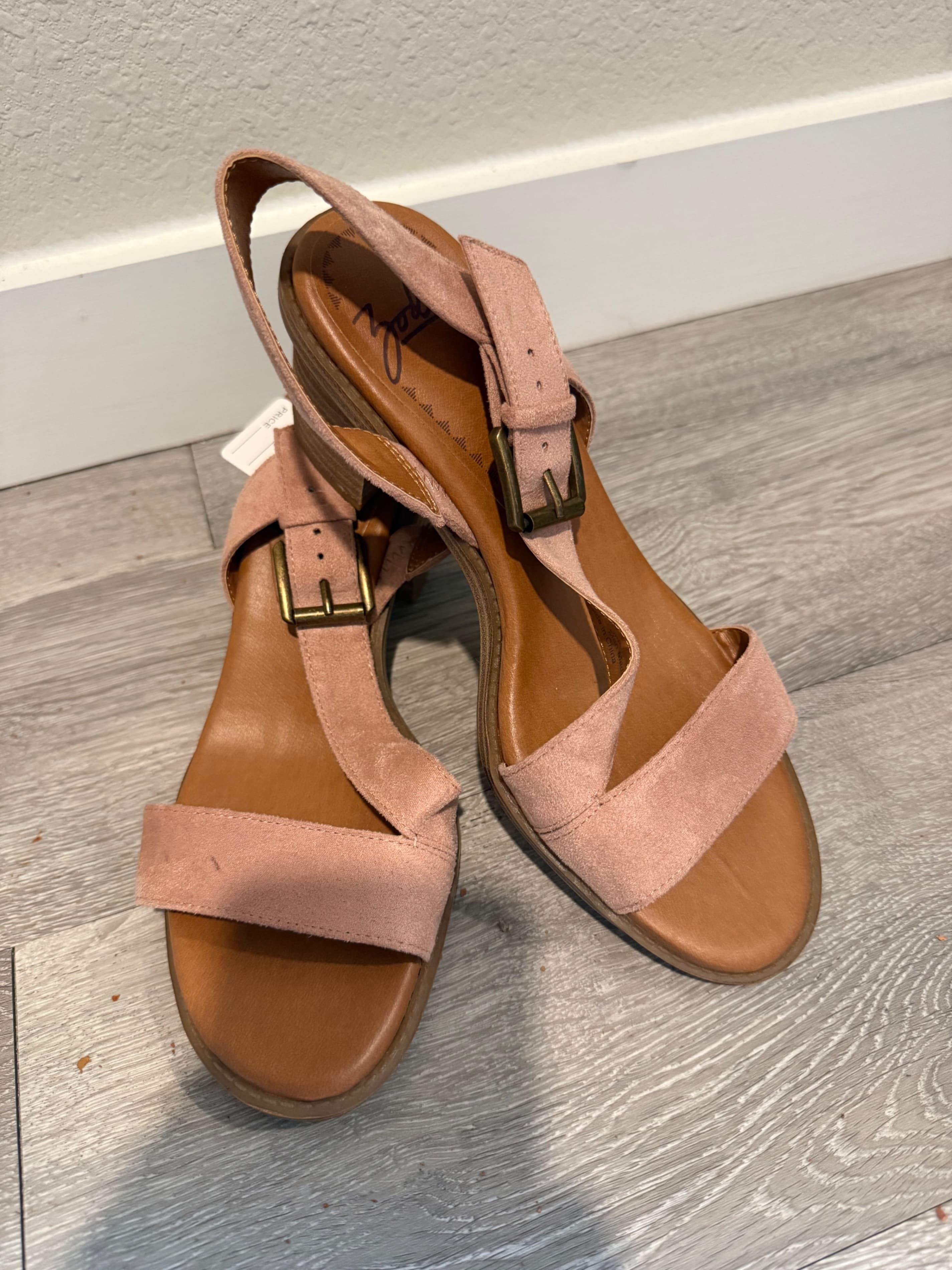 Zodiac Women's Sandals Size 8M Pink Suede